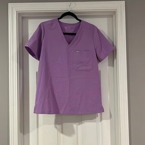 Figs One Pocket Top in Lilac Dawn